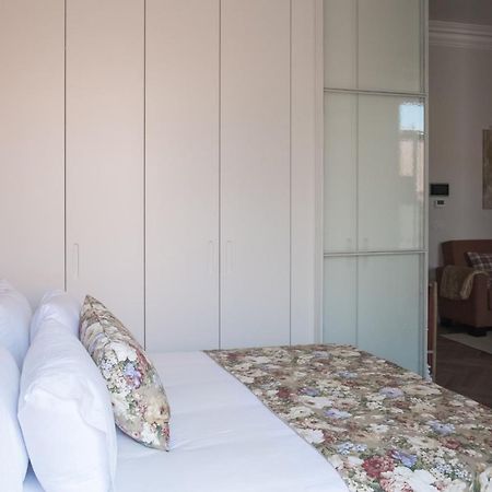 Boutique Rentals-Flores Chic In Historical Center Porto Exterior photo